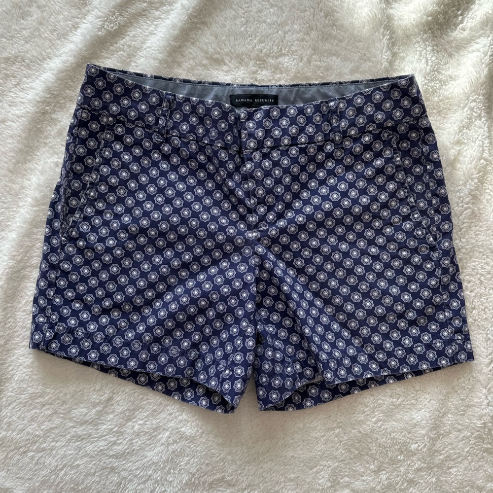 BANANA REPUBLIC - Chino Shorts